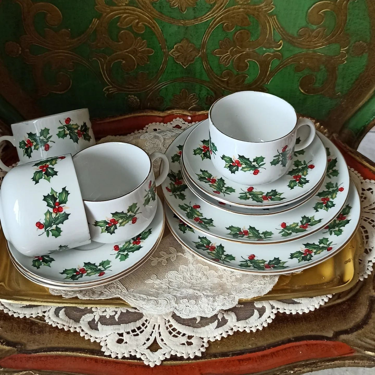 Conjunto de Porcelana Natalino com 12 Peças