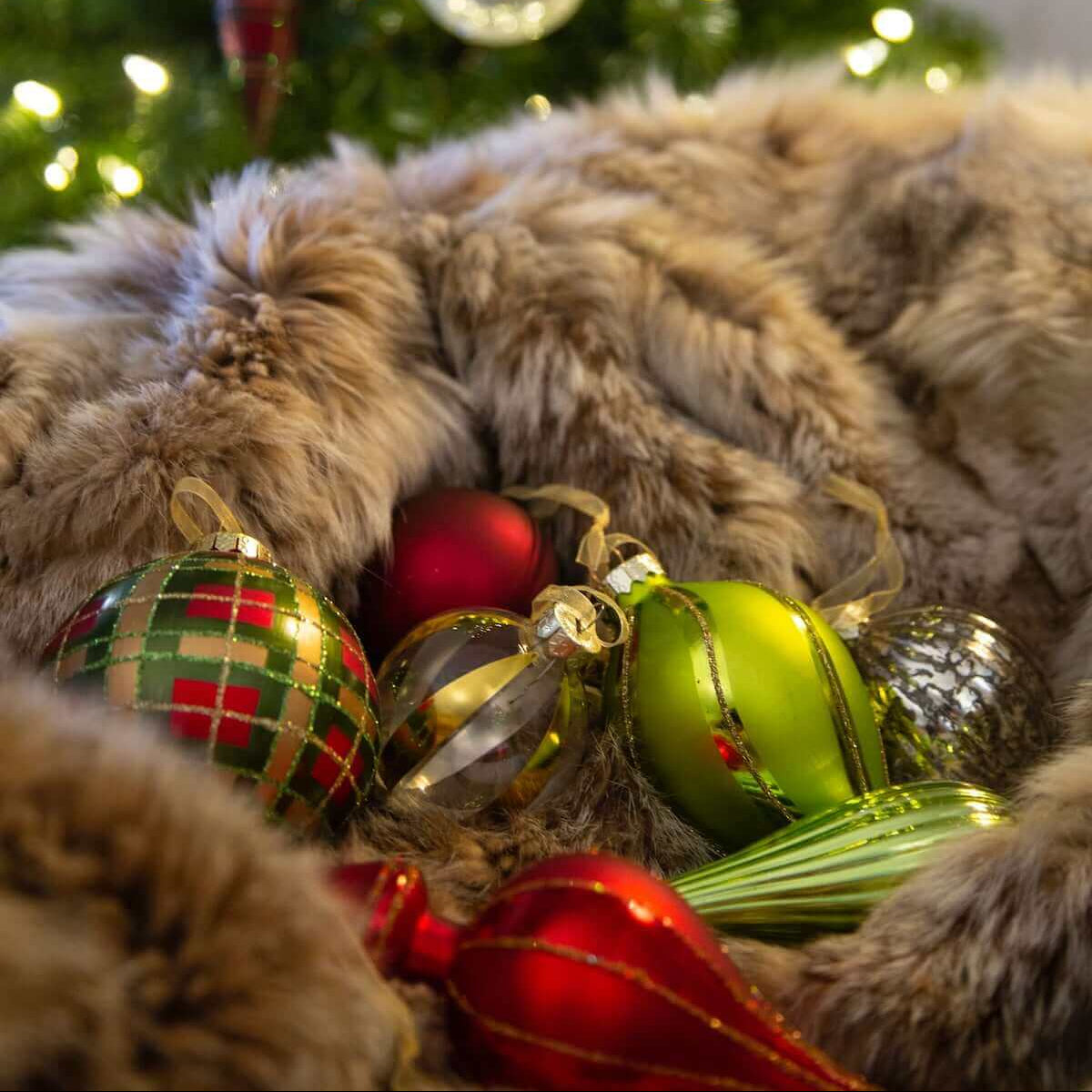 Kit Tradicional de Bolas Natalinas em Vidro (30 Peças)