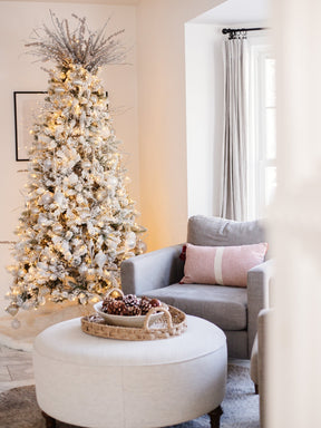 Árvore Rei dos Flocos com Neve Sem Iluminação