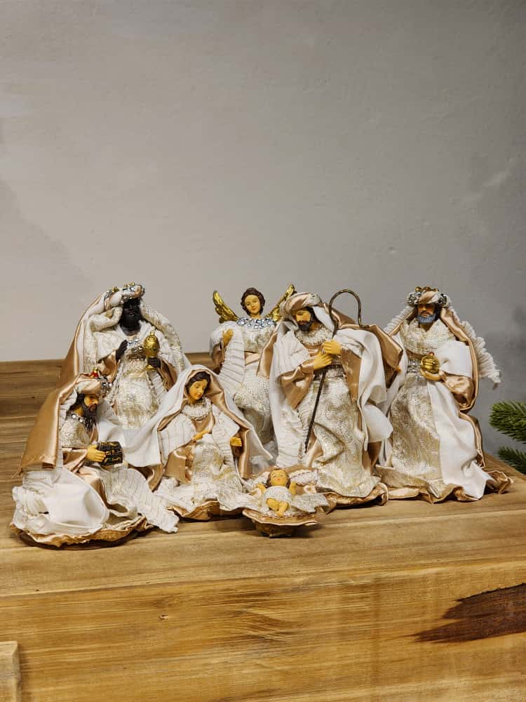 PRESÉPIO RESINA COM 7 PEÇAS CHAMPANHE 15CM