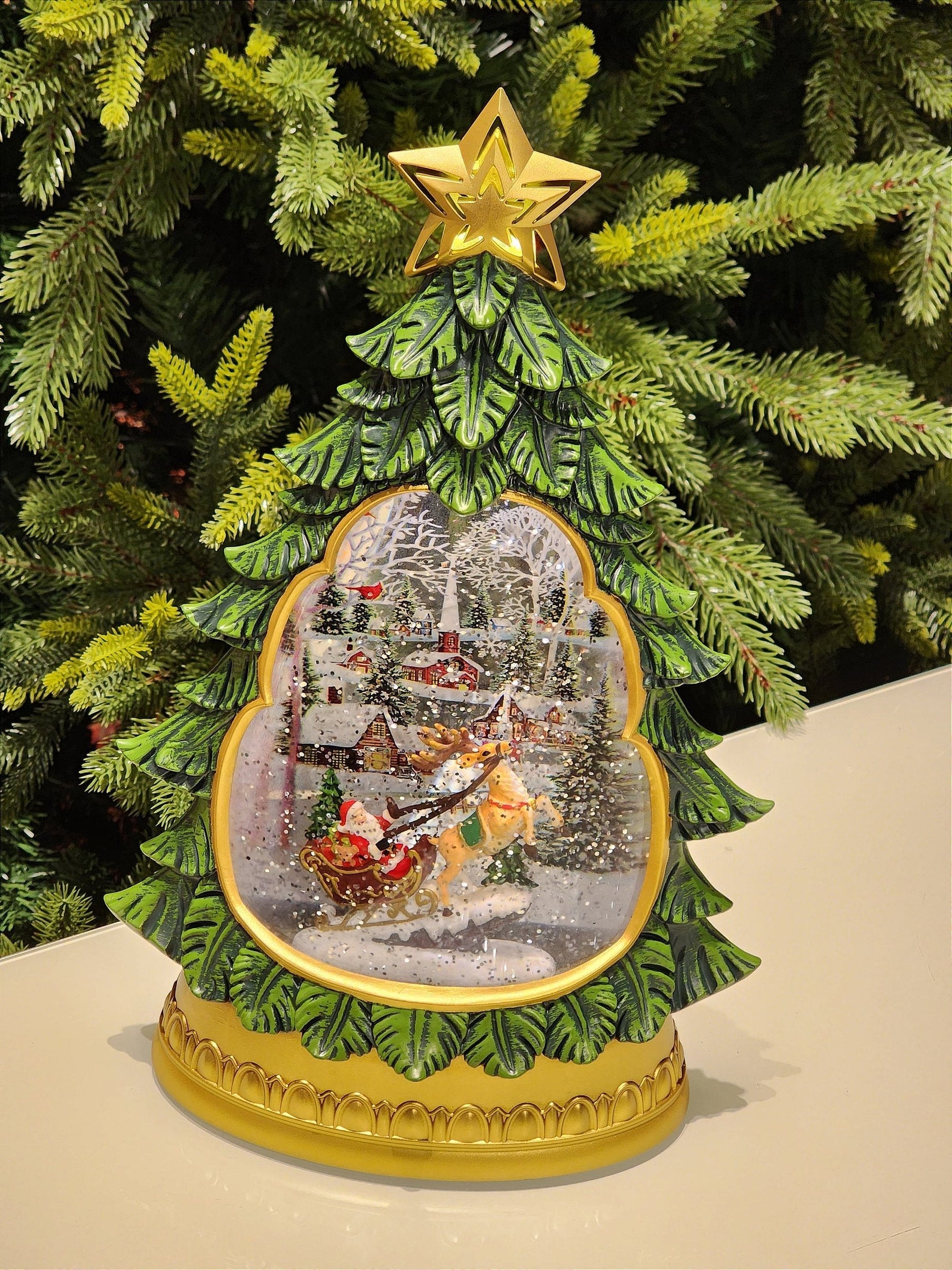 CENÁRIO NA LANTERNA ÁRVORE COM LUZ, SOM E MOVIMENTO 31,3CM