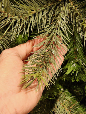 ÁRVORE PINHEIRO REALISTA LISBOA 1484 GALHOS 2,10CM