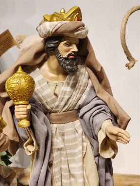 PRESÉPIO EM RESINA COM TECIDO NATURAL COM 11 PEÇAS 40CM