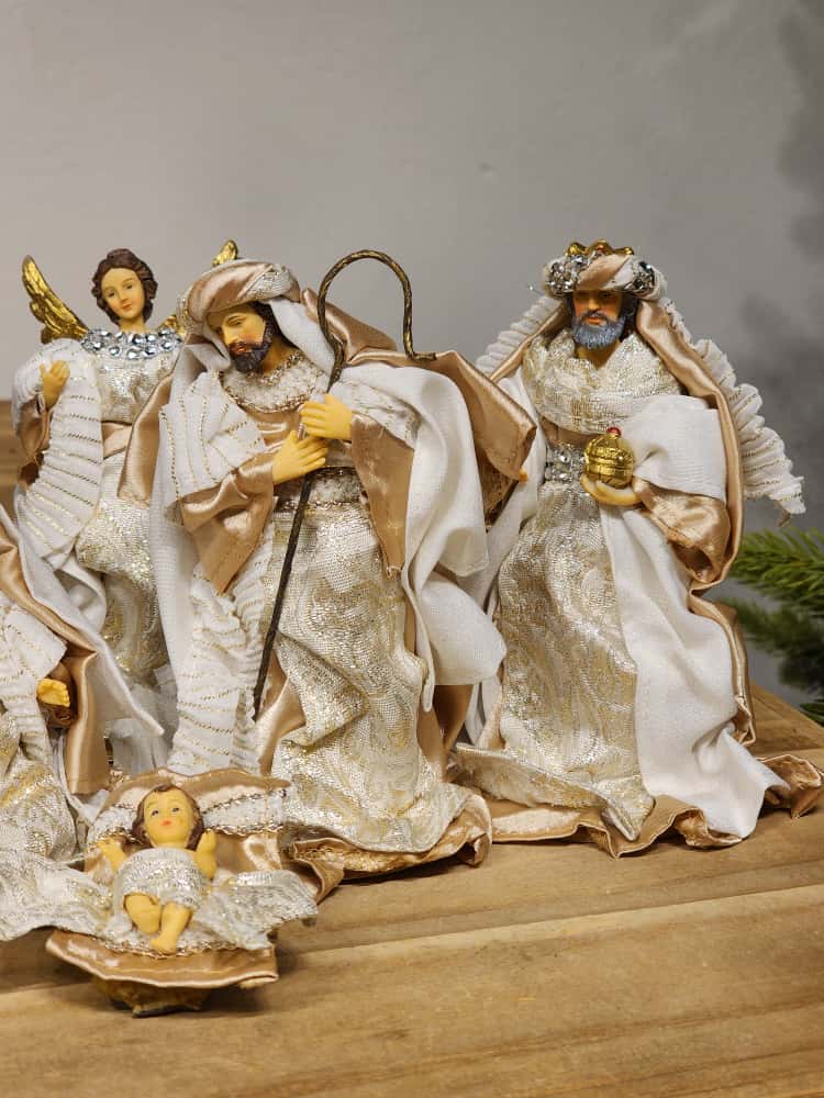 PRESÉPIO RESINA COM 7 PEÇAS CHAMPANHE 15CM