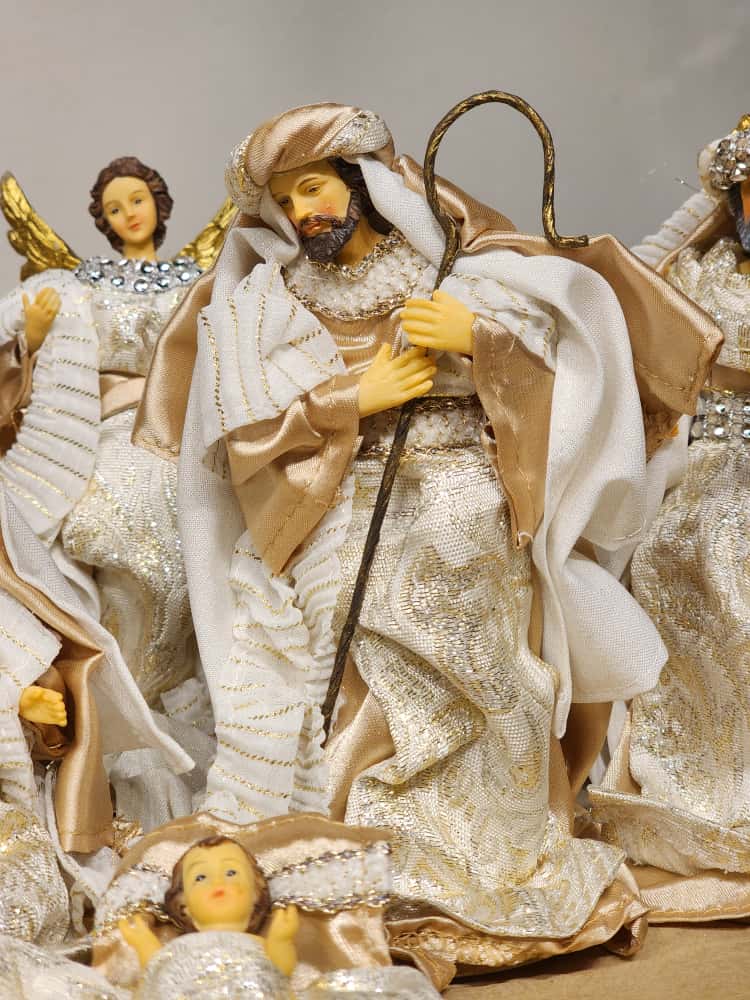 PRESÉPIO RESINA COM 7 PEÇAS CHAMPANHE 15CM