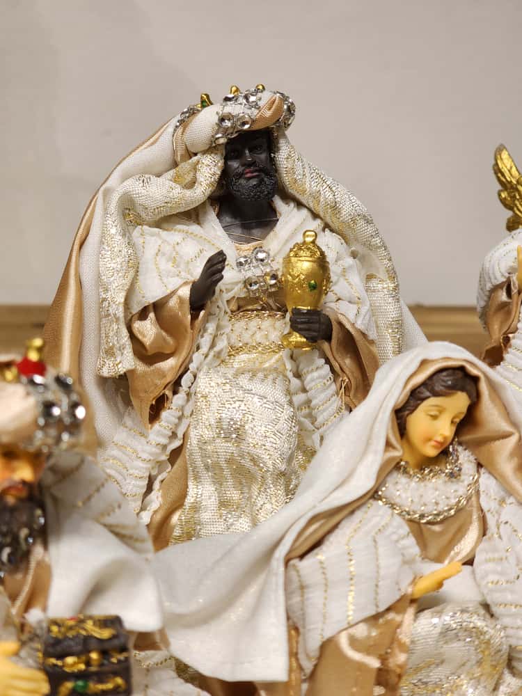 PRESÉPIO RESINA COM 7 PEÇAS CHAMPANHE 15CM