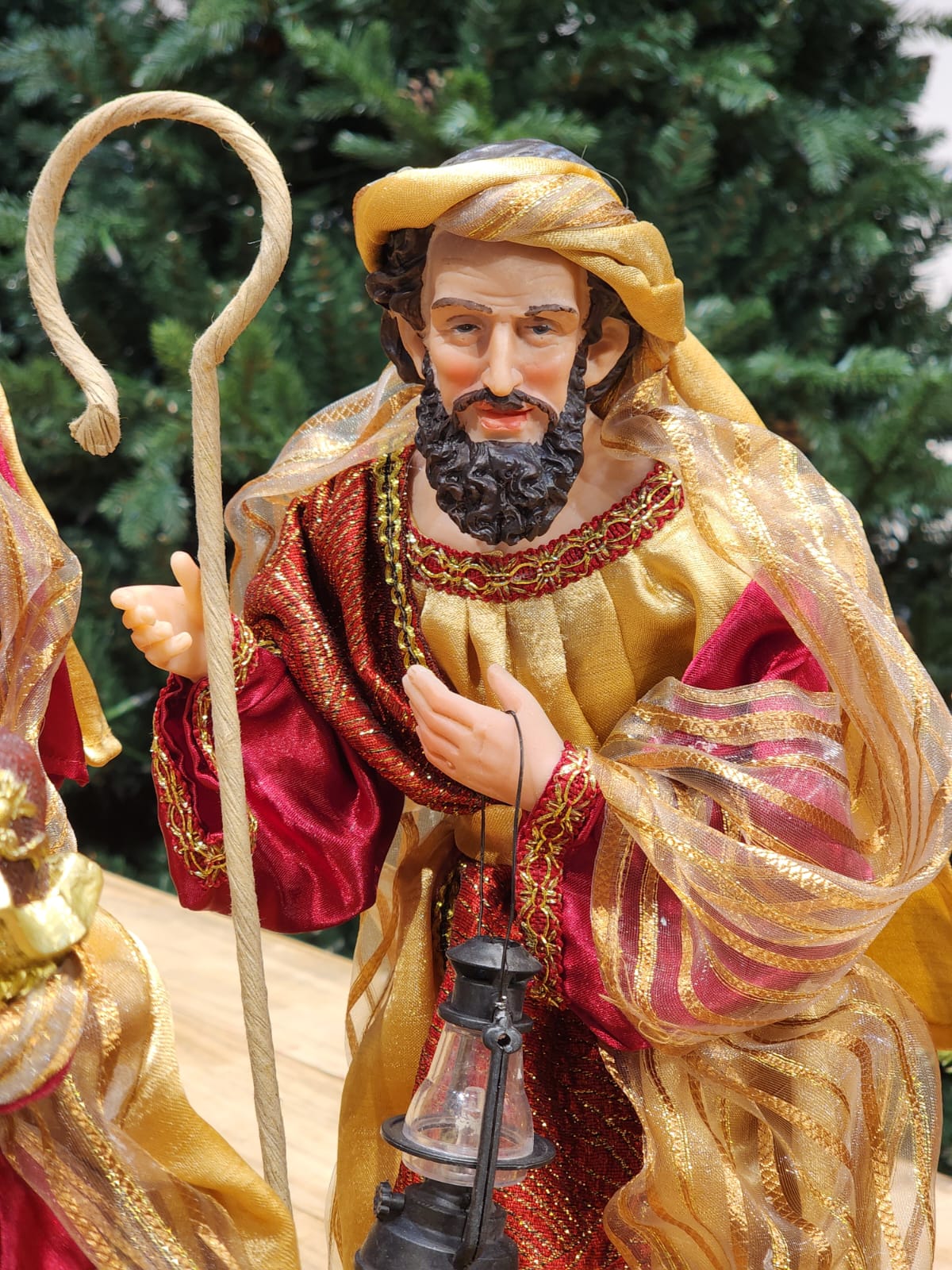 PRESÉPIO DE RESINA COM TECIDO LUXO 11 PÇS | Promoção apenas tamanhos de 28 e 36cm