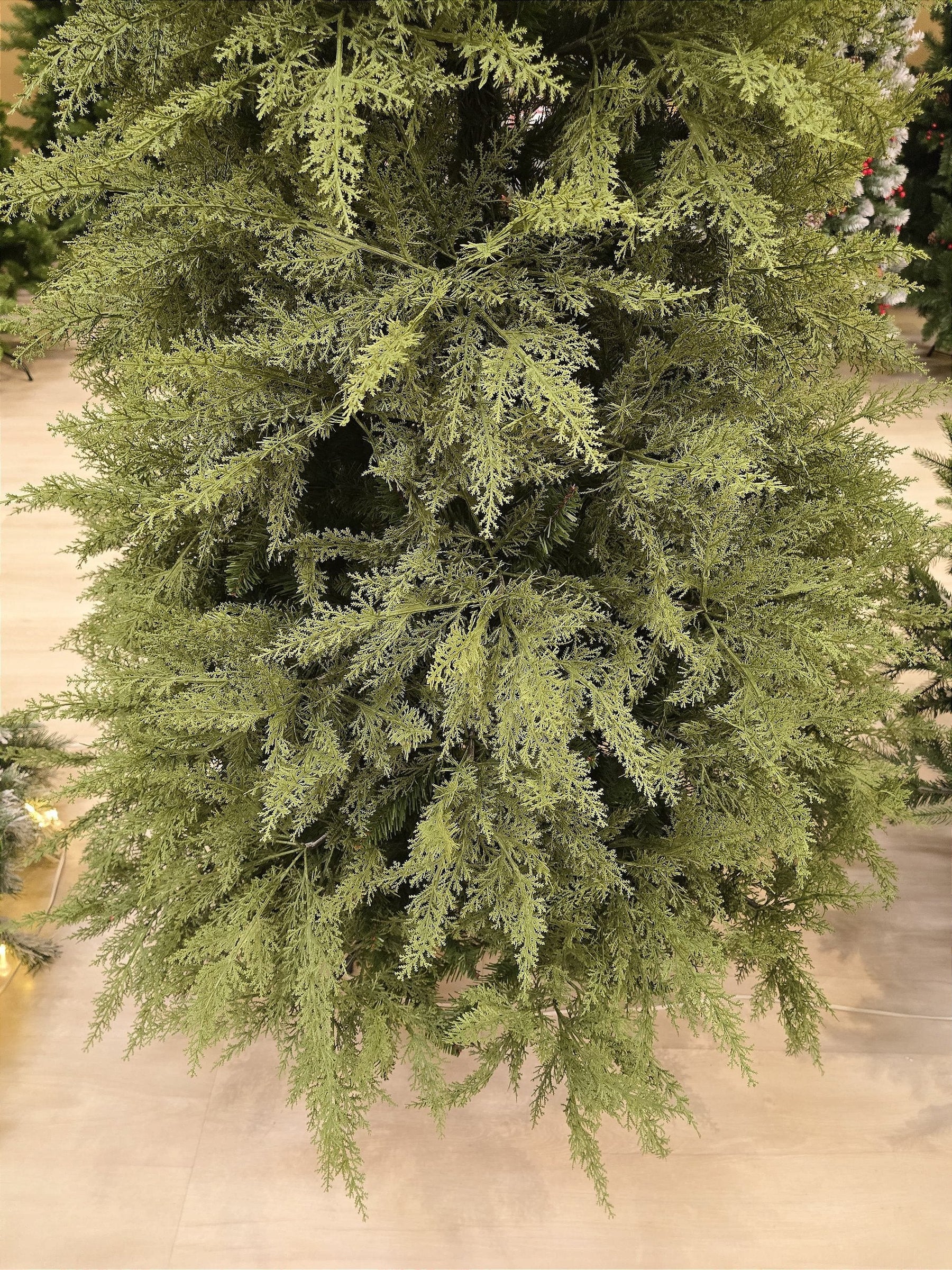 ÁRVORE PINHEIRO SUPER REALISTA NEW JERSEY 1240 GALHOS 2,10CM - PRÉ VENDA 2025