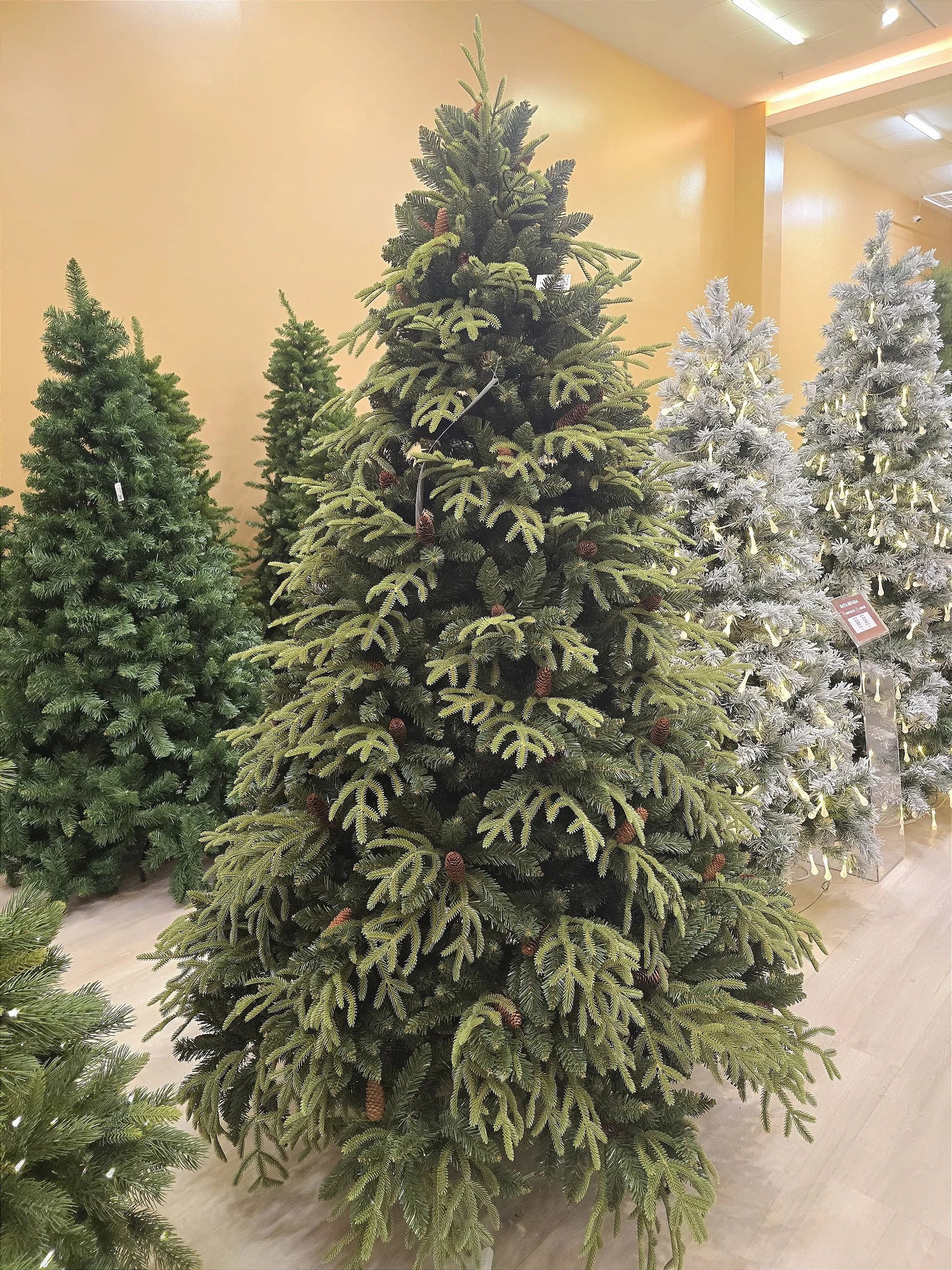 Árvore de Natal Pinheiro Super Realista Santorini 2,10m 4428 Galhos