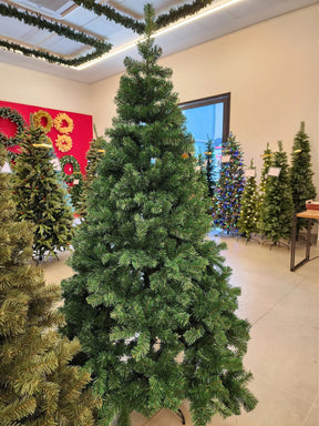 Árvore de Natal Tradicional Copacabana 2,40m 1000 Galhos