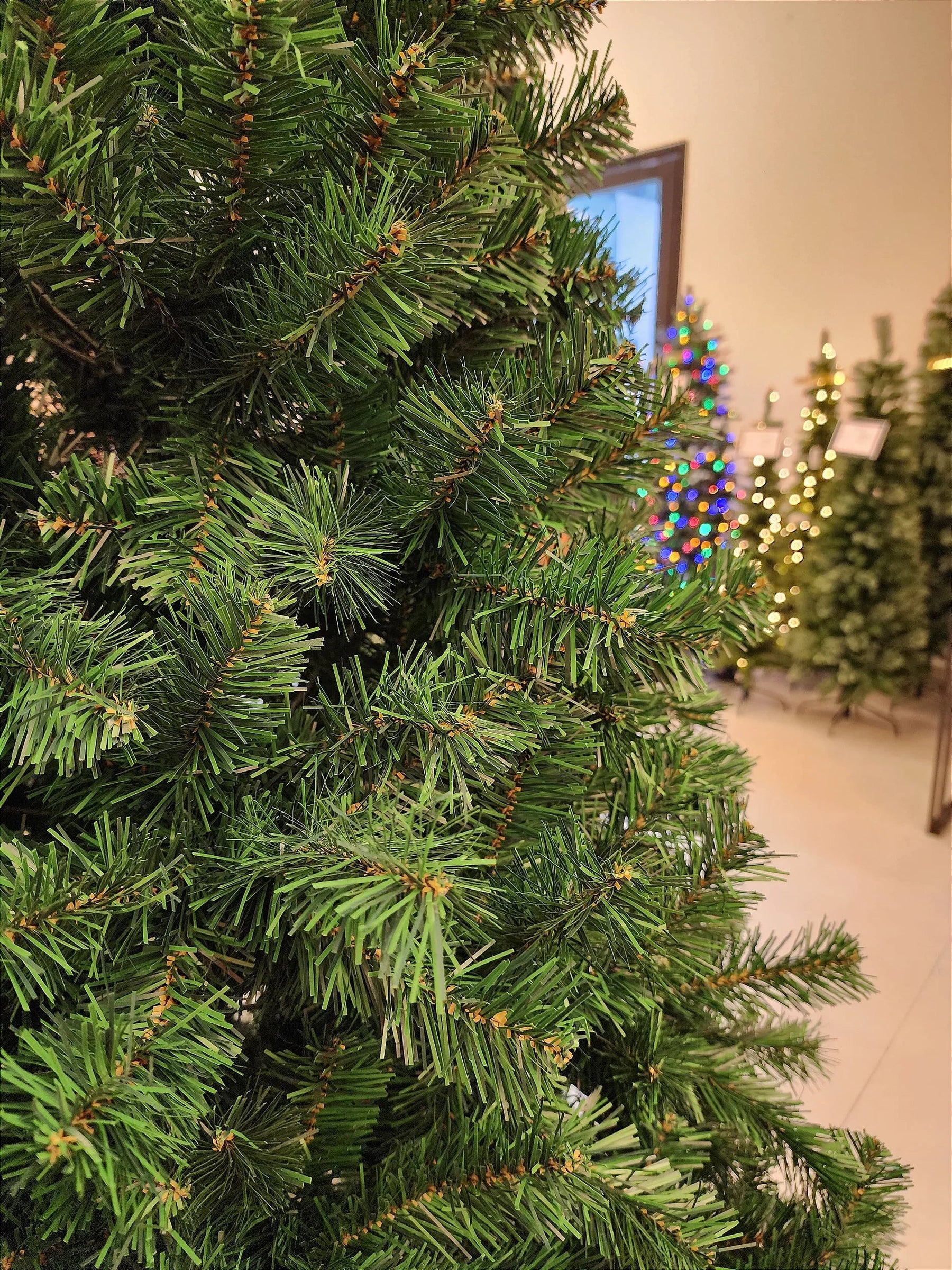 Árvore de Natal Tradicional Copacabana 2,40m 1000 Galhos